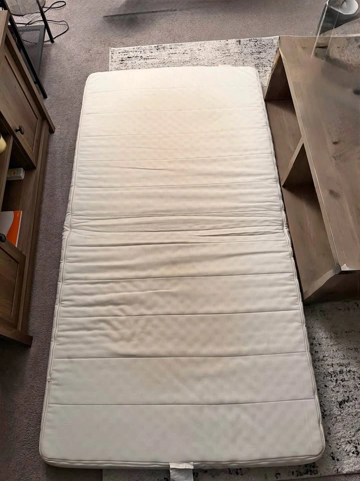 Twin Bed