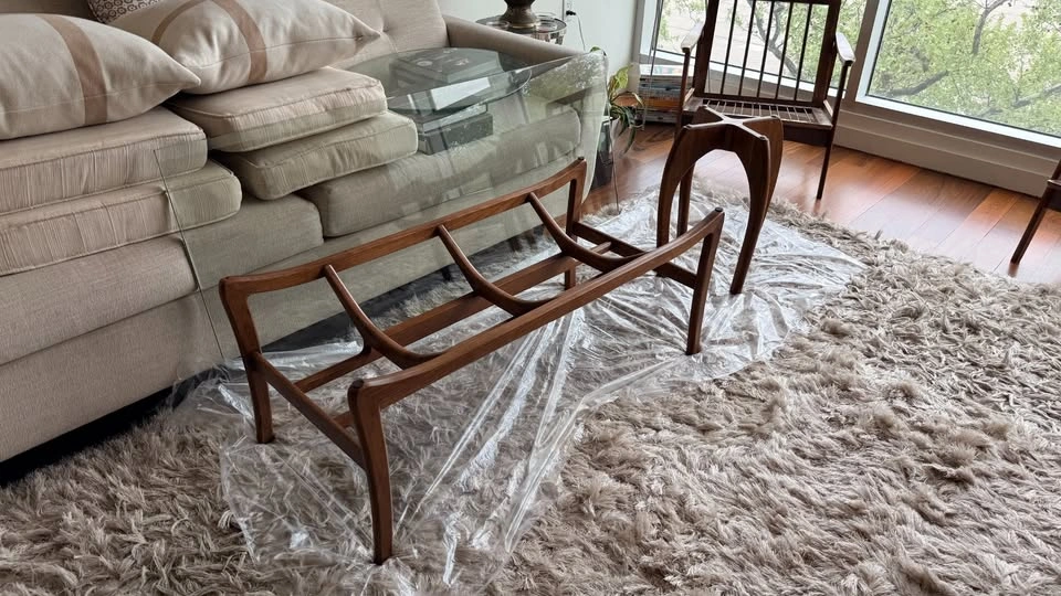 MCM Walnut & Glass Side Table - Adrian Pearsall Style - 1960s - photo 2