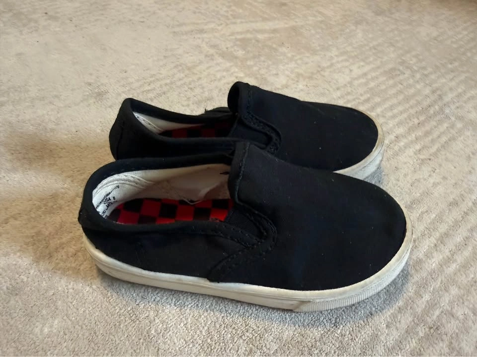 Wonder Nation kids Sneakers SIZE 8 - photo 3