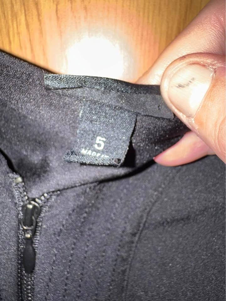 5XL Zip-Front Peplum Torrid Top - photo 3