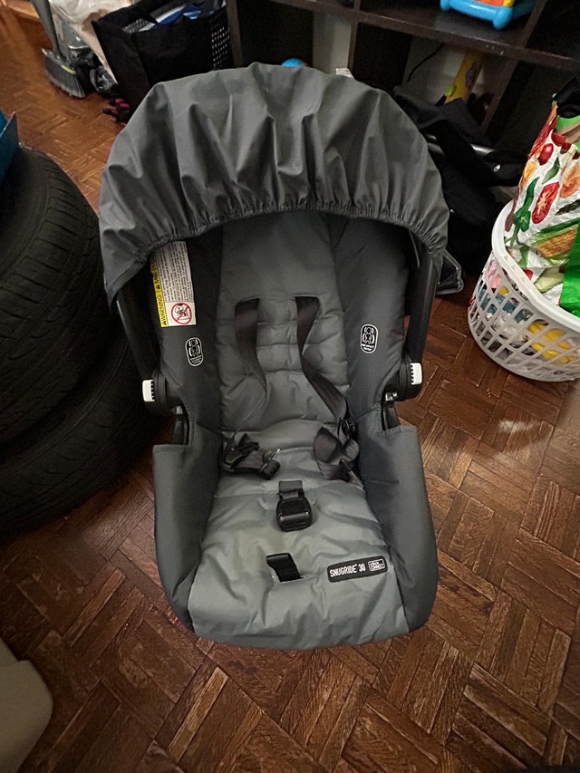 Graco Snugride 30 Click Connect Infant Car Seat