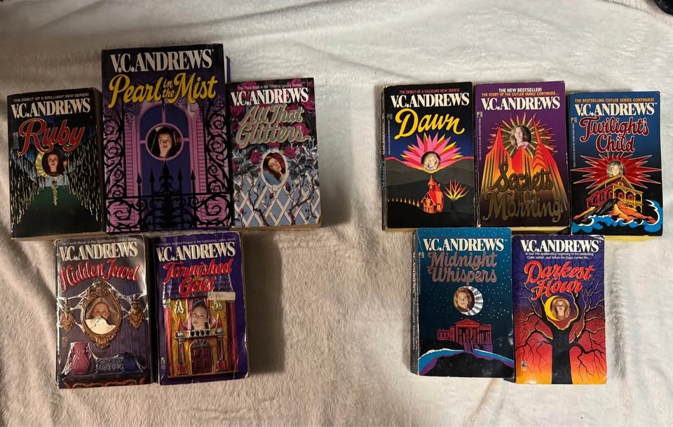 VC Andrews Collection (67 books!) - photo 4