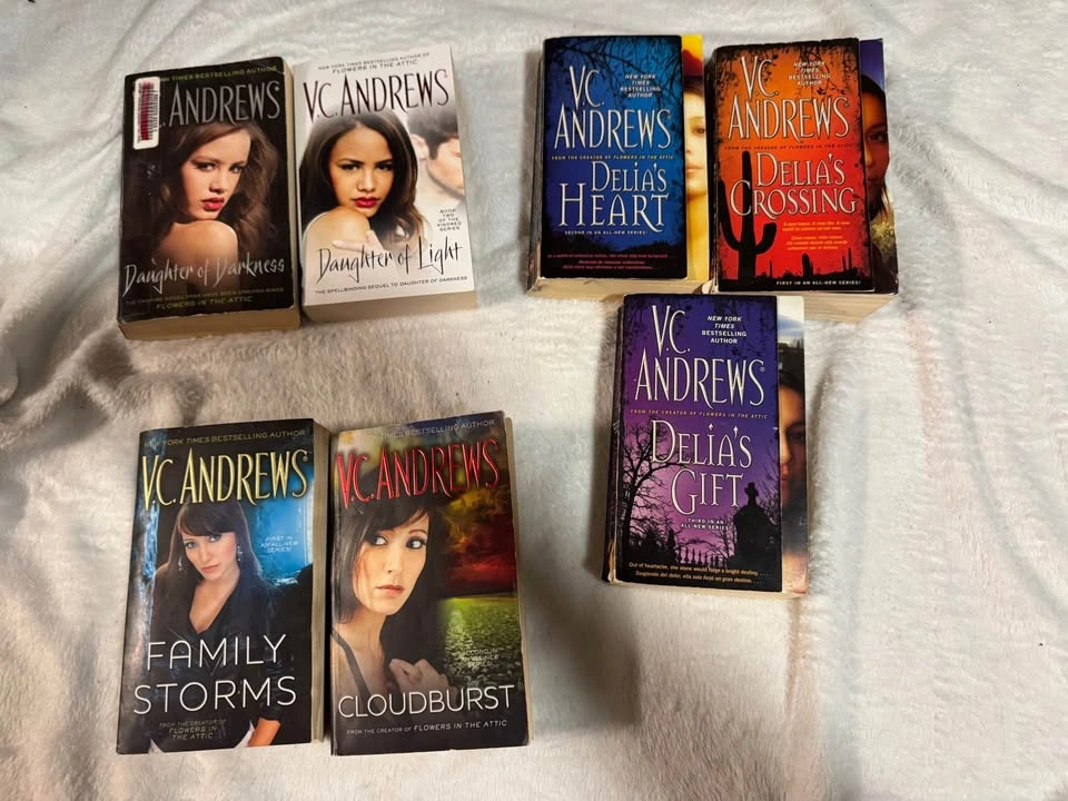 VC Andrews Collection (67 books!) - photo 5