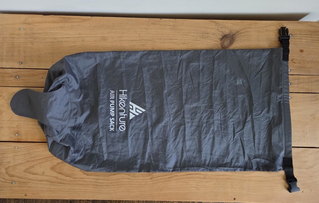 Hikenture Sleeping Pad Air Pump Sack