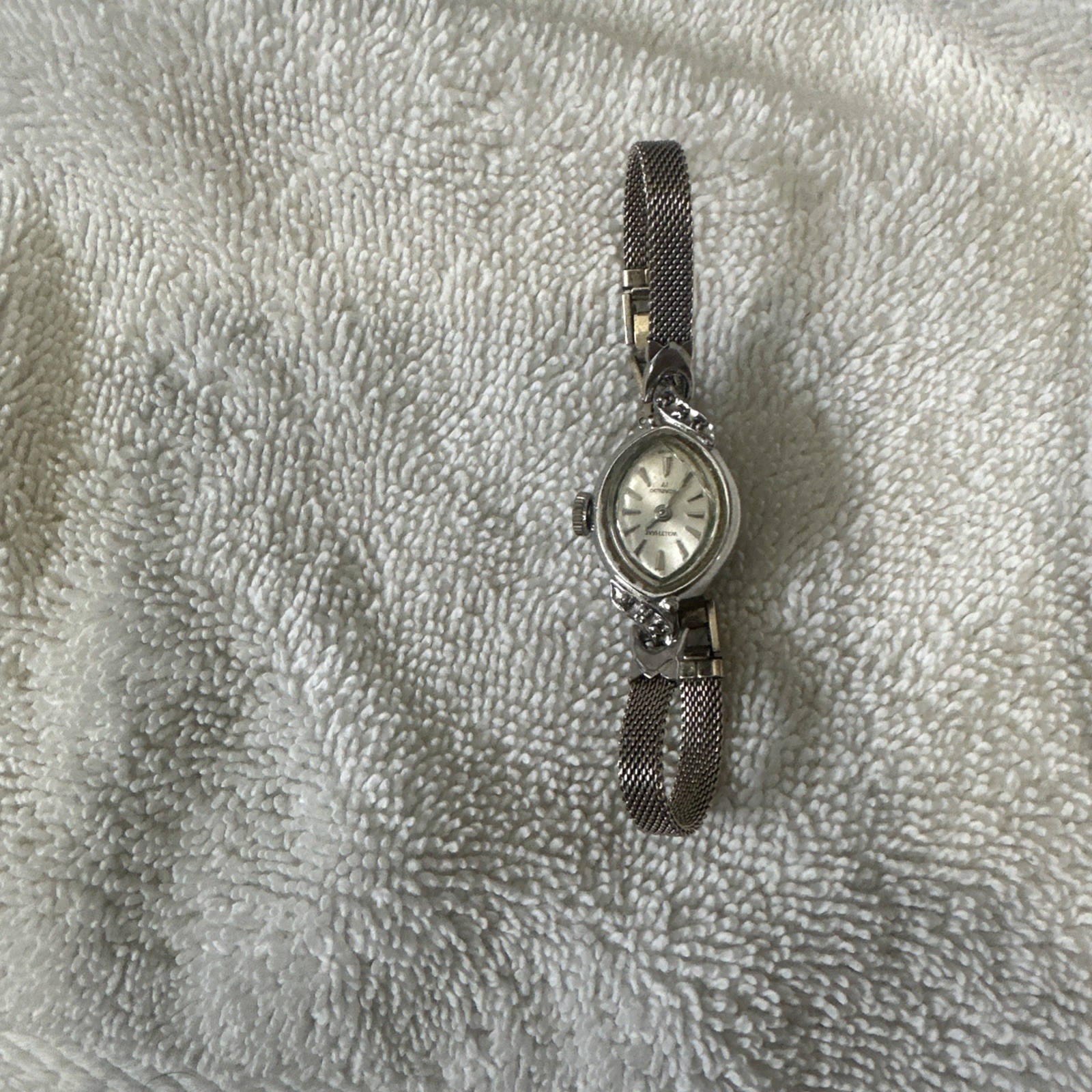 Vintage Waltham Ladies Watch 17 Jewels Incabloc Teardrop Case Un - photo 3
