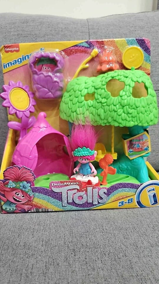 Trolls Toys Flower Fun Campsite Playset