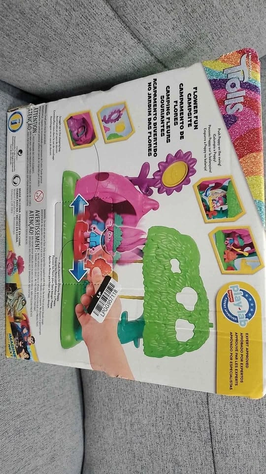 Trolls Toys Flower Fun Campsite Playset - photo 3