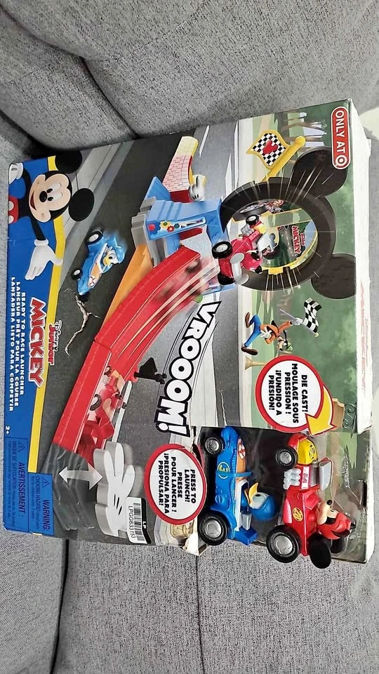Mickey Mouse Ready to Race Launcher