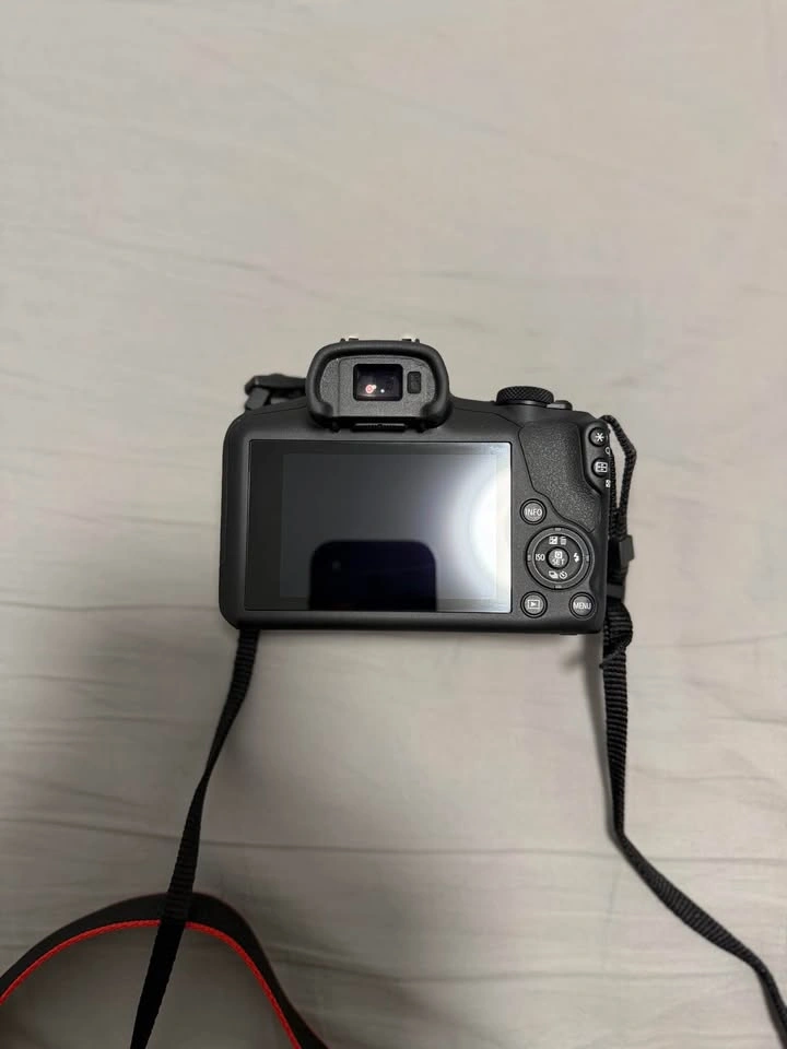 Canon R100 Bundle - photo 2