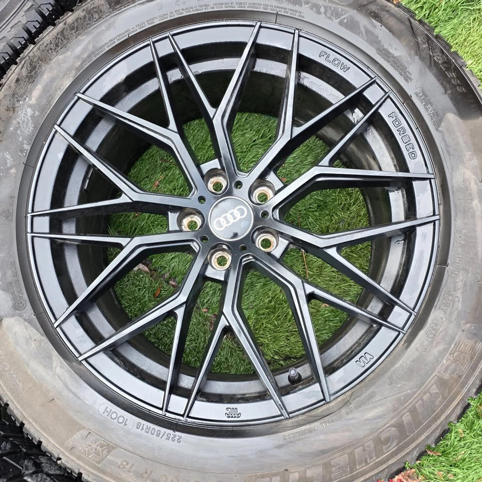 Michelin Winter Tires w/ Rims - 225/60R18 - photo 4