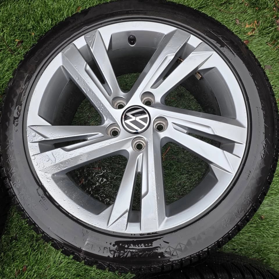 225/45/17 Continental Winter Tires w/ VW OEM Rims - photo 4