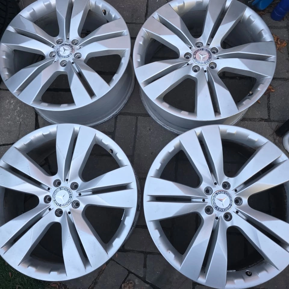 20 inch Mercedes Benz OEM Alloy Rims 5x112 - photo 2