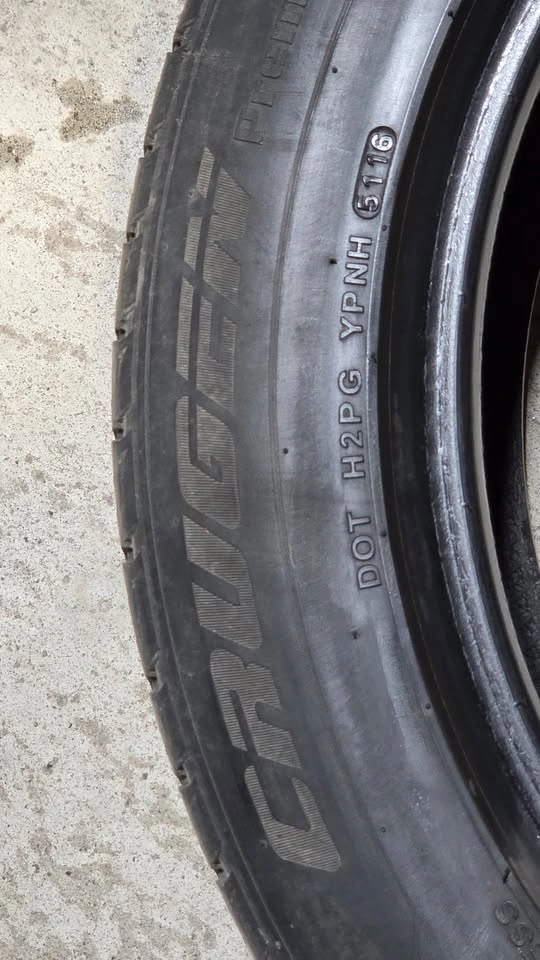 235/55/19 Kumho All Season Tires - photo 2