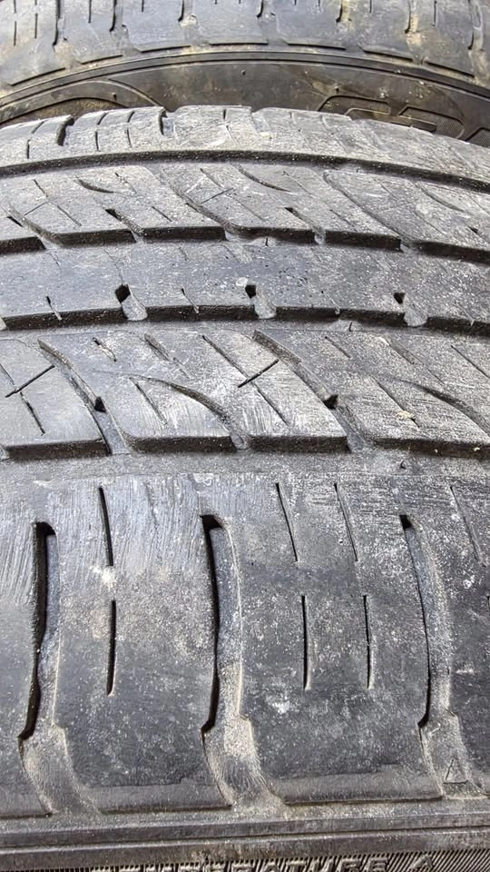 235/55/19 Kumho All Season Tires - photo 5