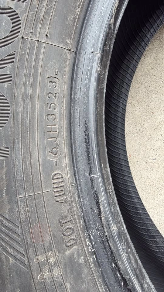 225/60/18 Yokohama All Season Tires - photo 3
