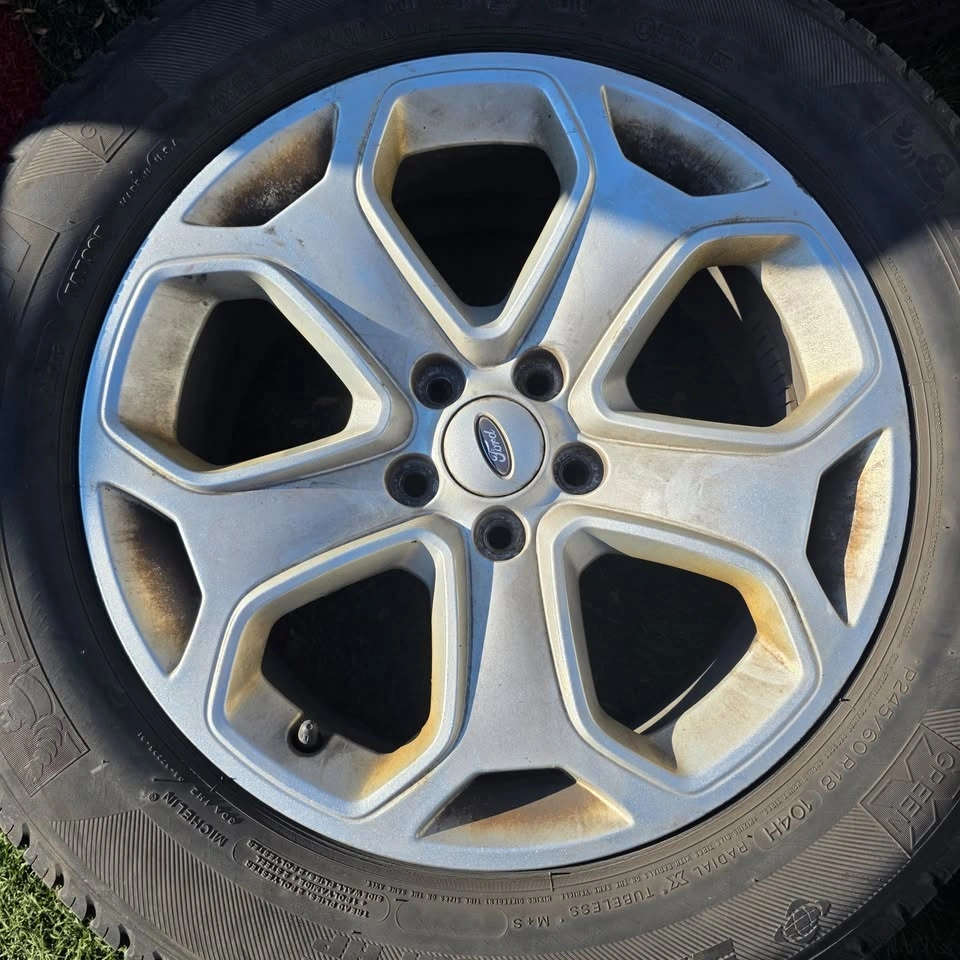 18 inch Ford OEM Alloy Rims 5x108 - photo 3