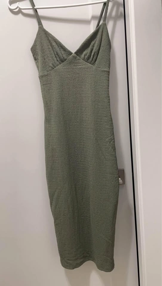 Forever 21 Dress - Size Small - photo 2