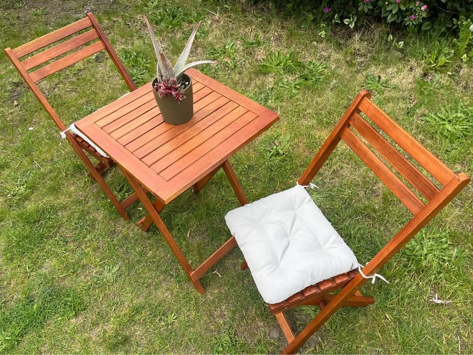 IKEA ASKHOLMEN Bistro Set with Cushions – Excellent Condition - photo 3