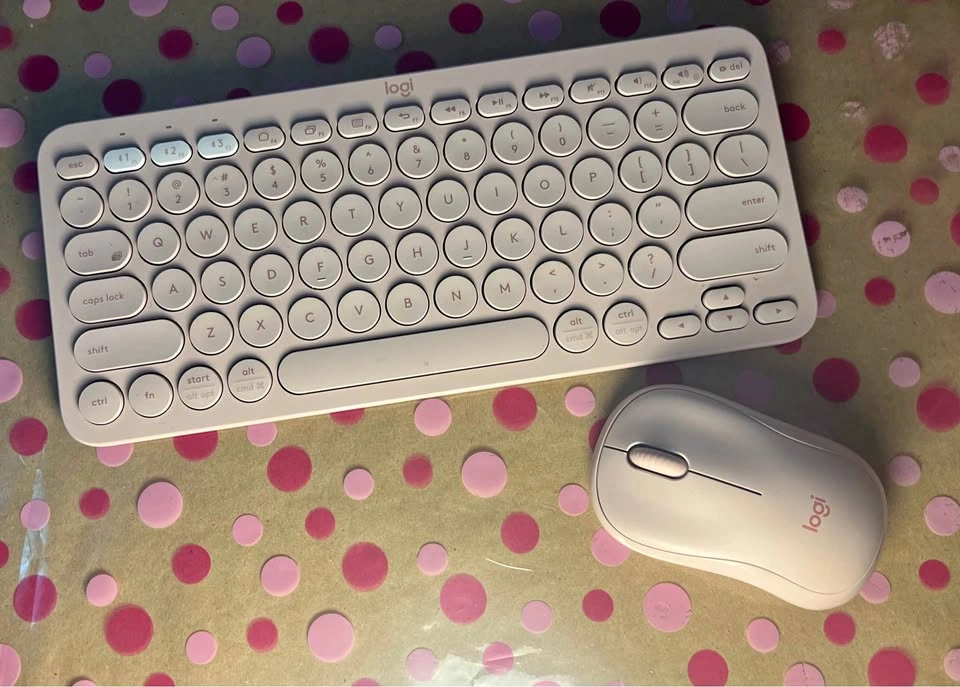 Logitech K380 Bluetooth Keyboard + M240 Mouse Bundle