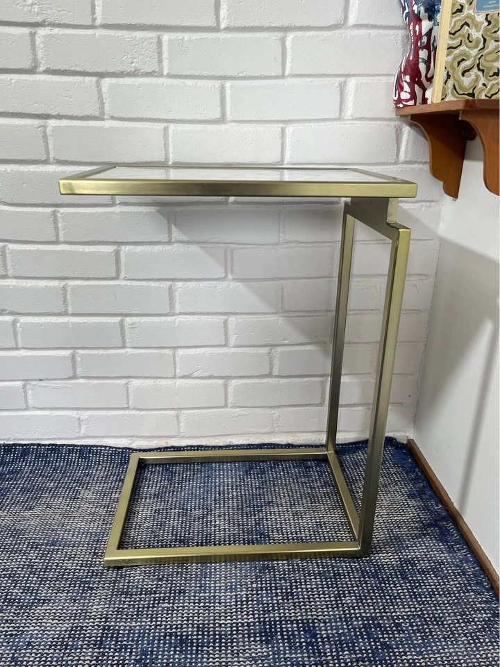CB2 C-Shaped Marble & Brass Side Table - photo 2
