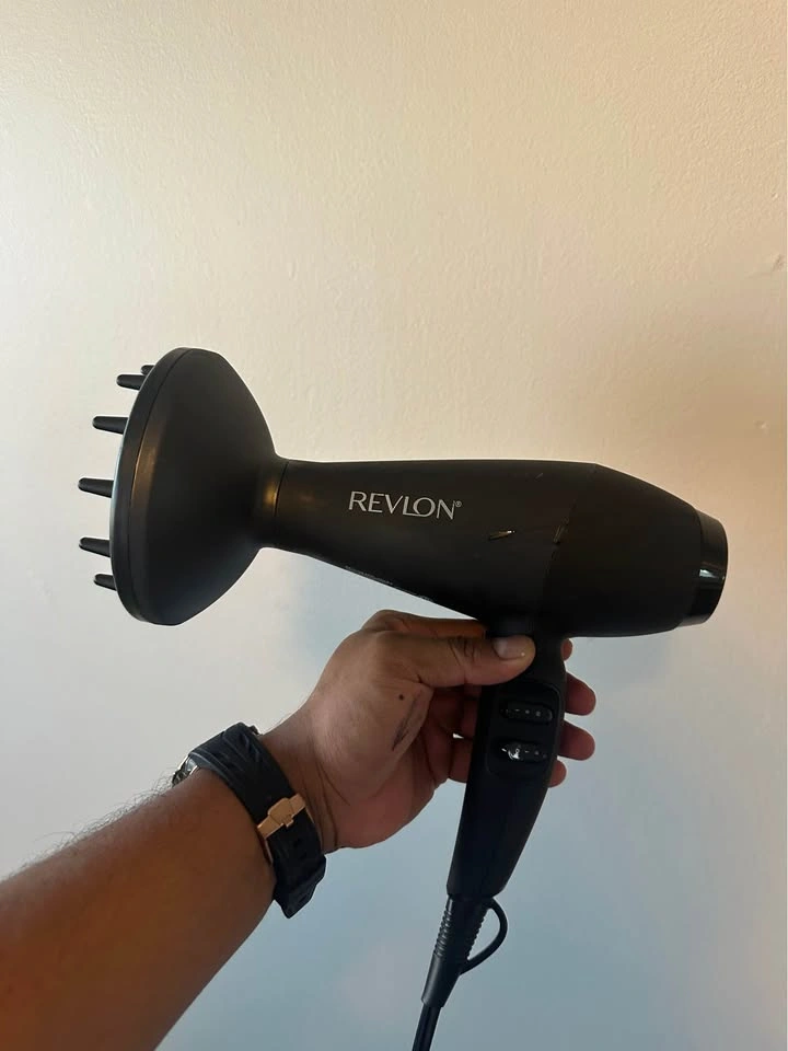 Revlon Hairdryer with Diffuser and Concentrator - photo 2