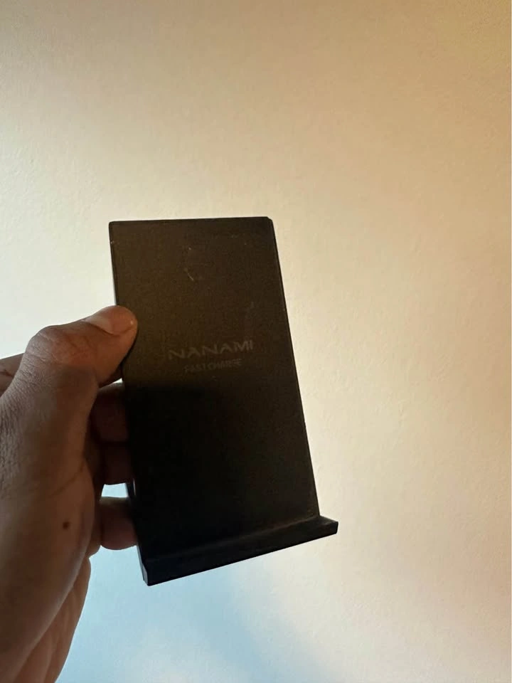 Fast Charge Wireless Phone Charger Stand - Bedside - photo 2