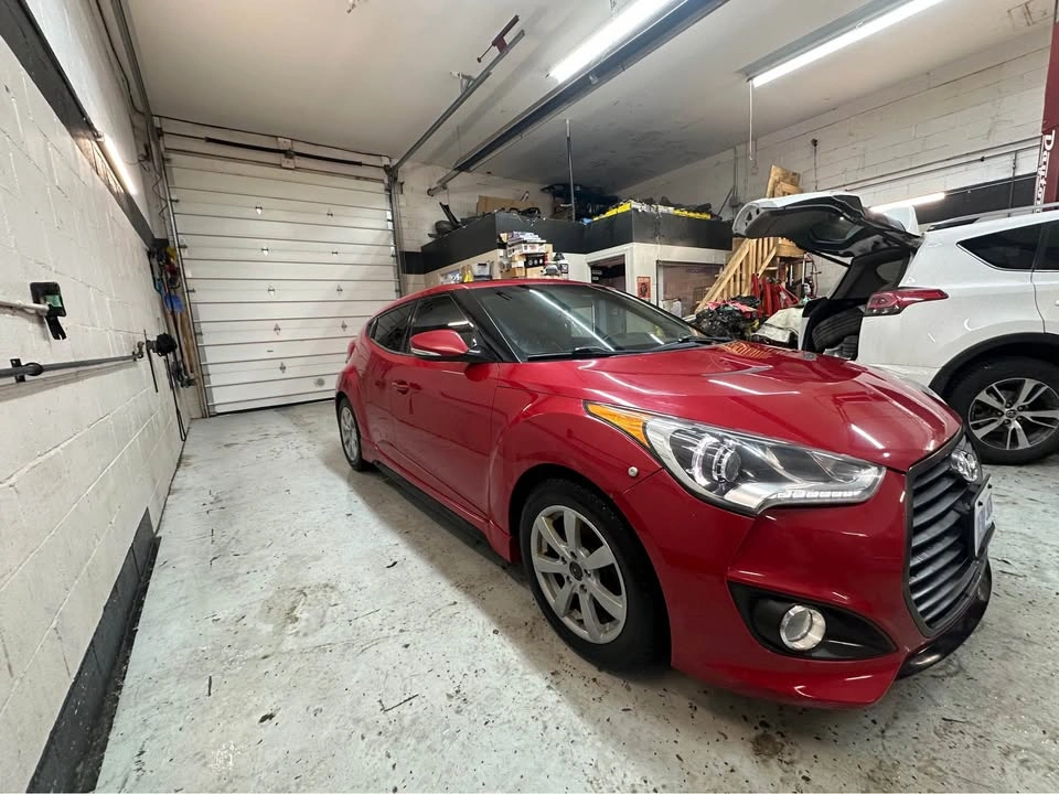 2013 Hyundai Veloster - photo 3
