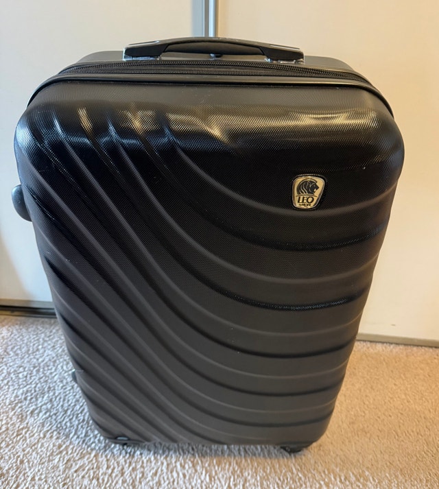 Leo by Heys Luggage