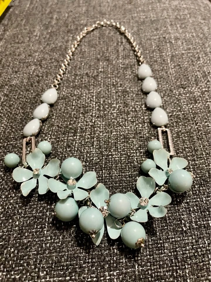 2/$25 Women’s Statement Necklaces - photo 2