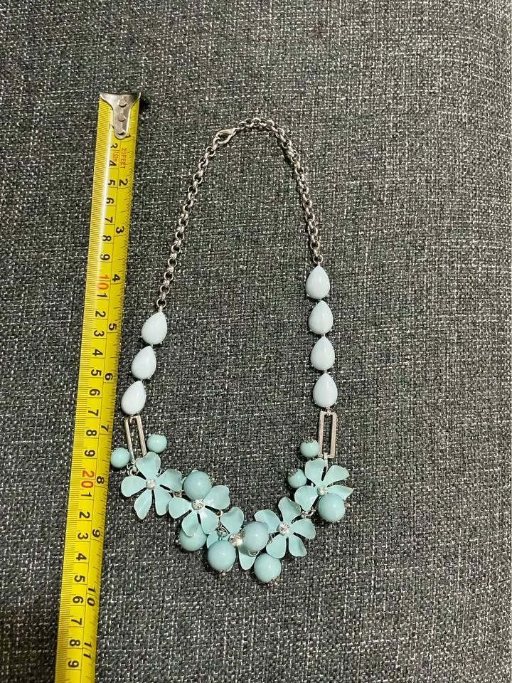 2/$25 Women’s Statement Necklaces - photo 5