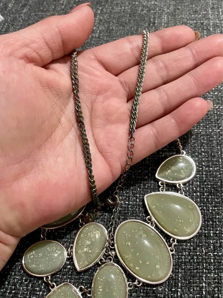 2/$25 Women’s Statement Necklaces - photo 4