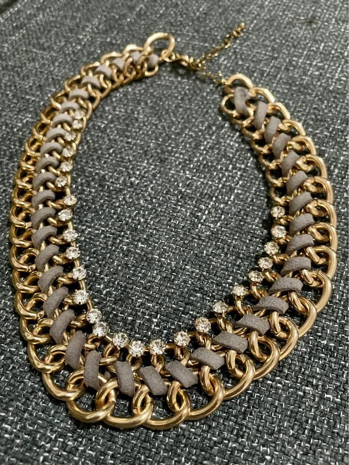 2/$25 Women’s Statement Necklaces - photo 2