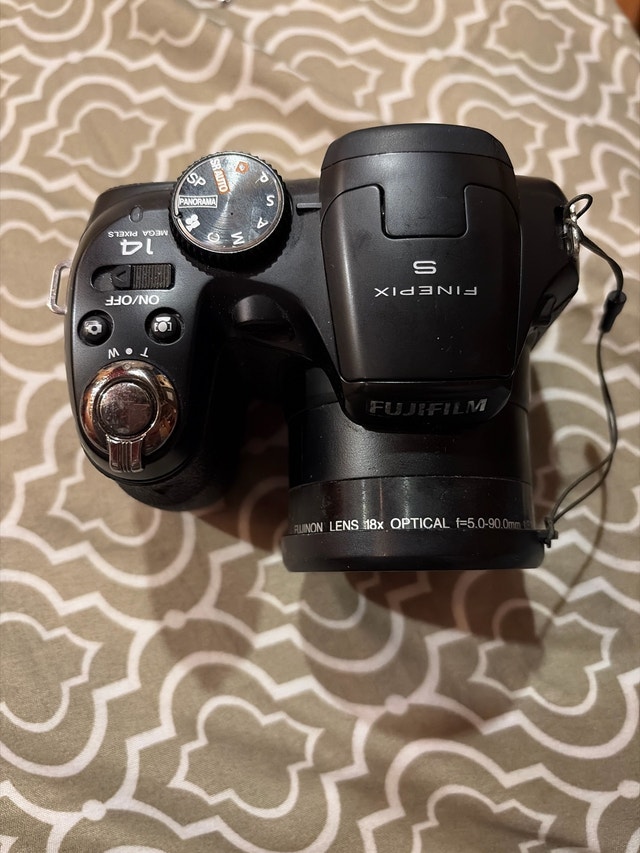 Fujifilm FinePix S2980 Digital Camera - photo 2