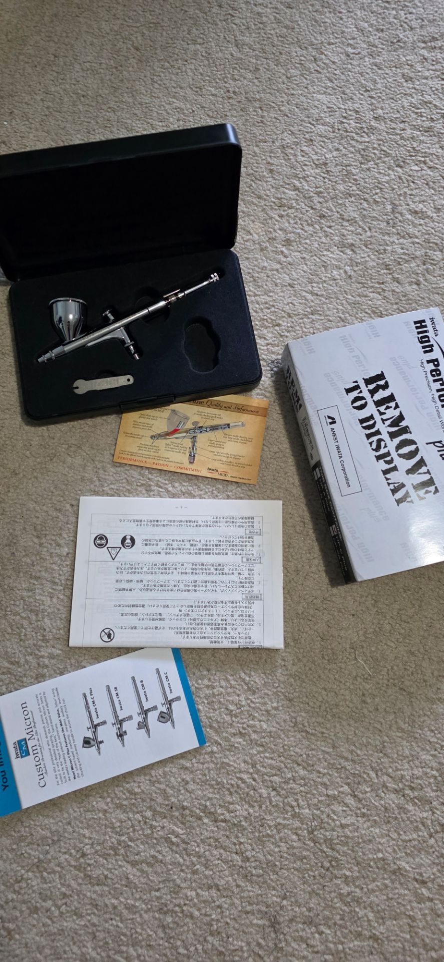 Iwata HP-C Pro-Pak Airbrush Kit - photo 3