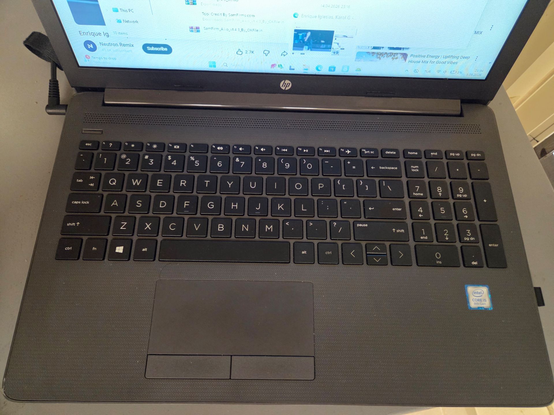 HP G7 i5 laptop - photo 3
