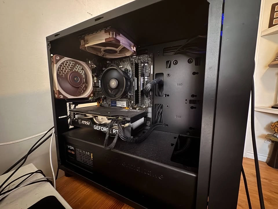 Custom Gaming PC RTX 3070 + AMD 5800X w/ 2 Monitors