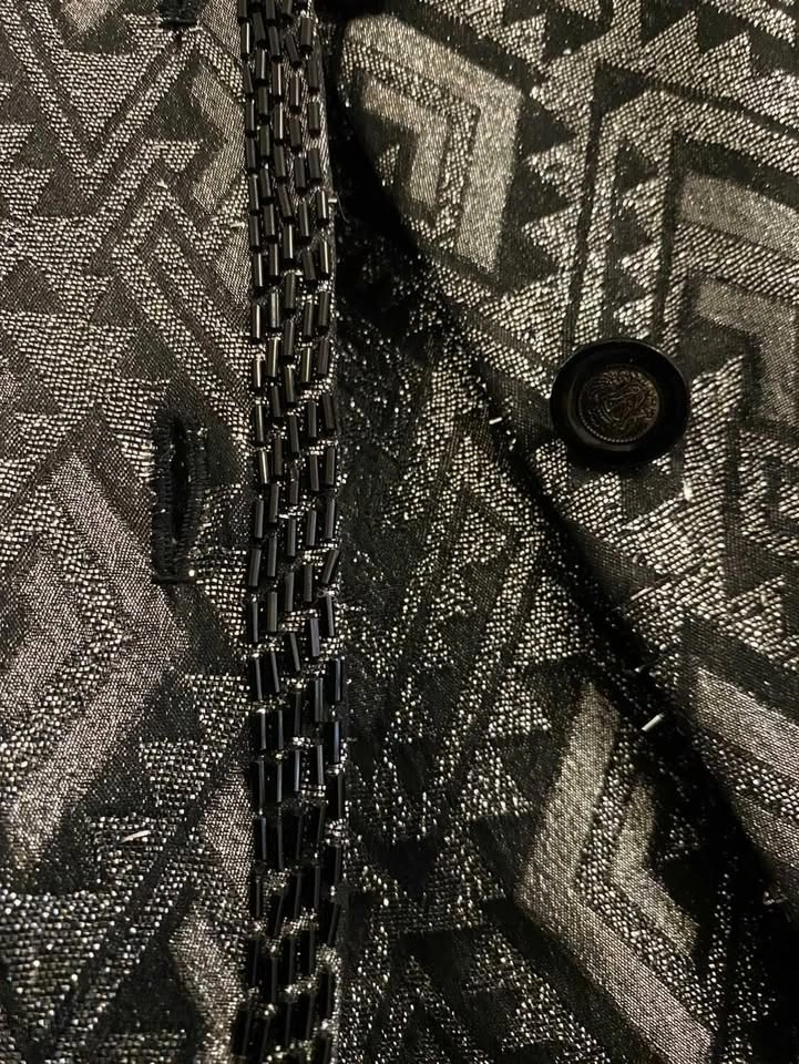 Like New - 2 Piece Custom Suit - photo 3
