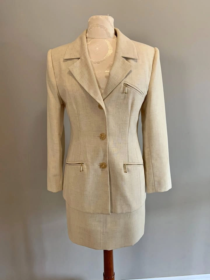 Braemar Petites Suit - Size 4
