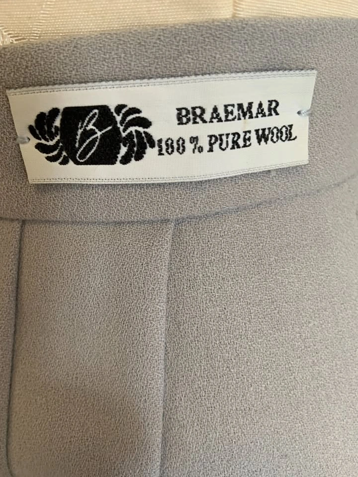 100% Pure Wool Suit from Braemar Petites - Size 1 - photo 2