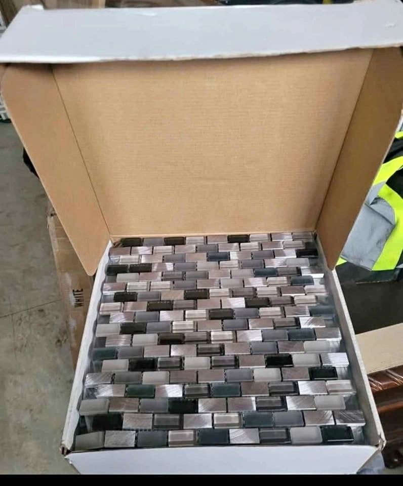 New 2 boxes (23 tiles) mosaic glass tiles Pick up north