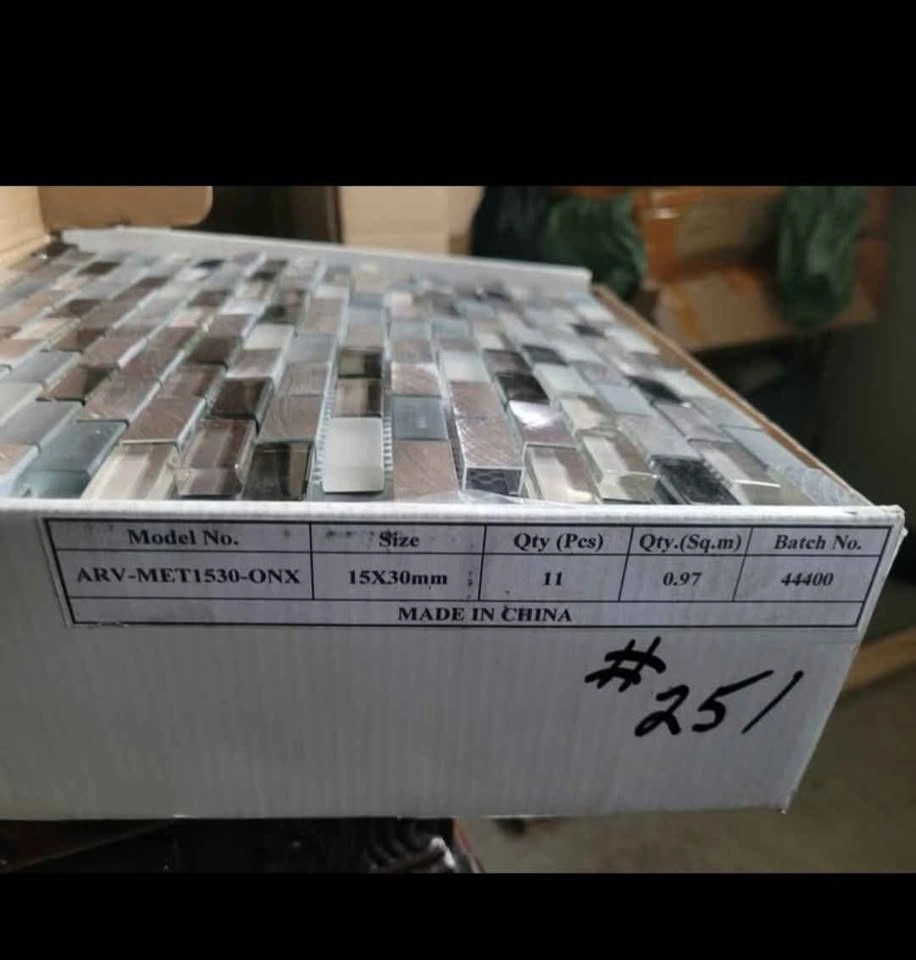 New 2 boxes (23 tiles) mosaic glass tiles Pick up north - photo 3