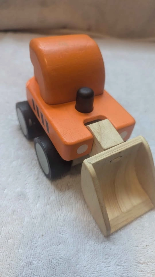 Plan Toys Wooden Truck Digger Bulldozer - photo 2