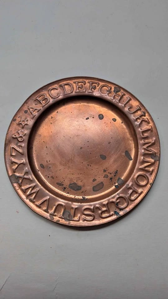 Alphabet Metal Plate Copper Colored Wall Hanging Candle Holder N