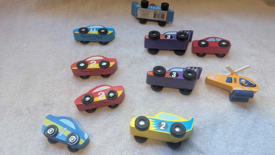 Lot of wooden cars Melissa & Doug mixed lot of 10 - photo 3