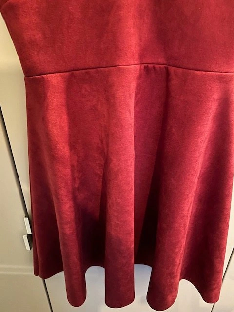 THE BAY Design Lab Red Dress Scalloped Neckline - photo 3
