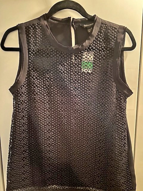 BRAND NEW Banana Republic XS Black Open Weave Top
