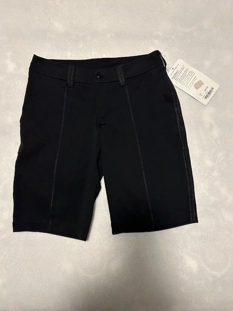 NEW lululemon Black club shorts Size 4 - photo 3