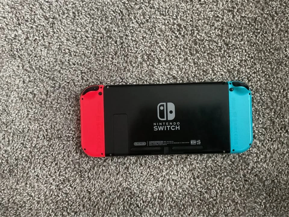 Switch 1 - Looking to trade for Switch 2. (Also looking to sell) - photo 3