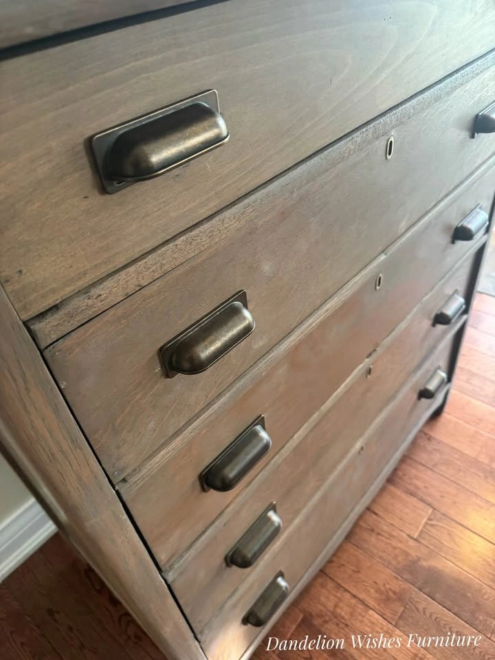 Fully Restored Solid Oak Dresser - photo 2