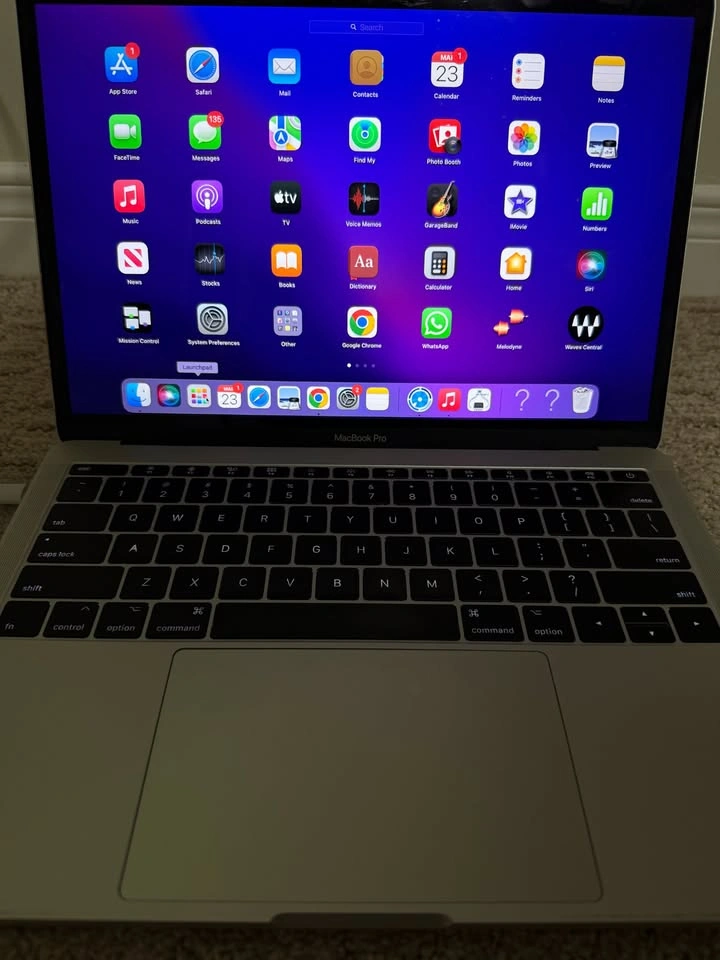 Macbook Pro 2017 13in - photo 3